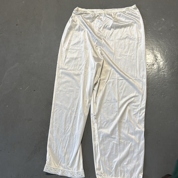 Women’s slip pants - Picture 2 of 5